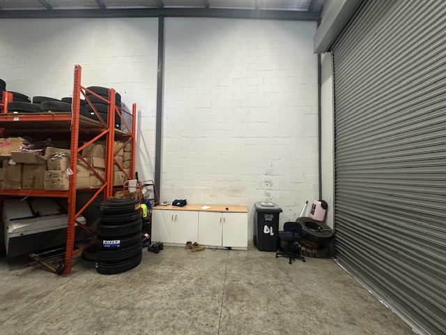 To Let commercial Property for Rent in Maitland Western Cape